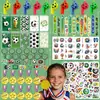 Decorações de Festa Temáticas da Copa do Mundo Mais Vendidas da Amazon: Pulseiras de Medalha de Futebol, Cadernos, Chaveiros, Apitos