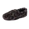 Zapatos peludos de felpa de doble propósito para exterior e interior para mujer, estilo mula, forro polar, sin cordones, 2026, zapatos de algodón de punta cerrada, pantuflas cálidas de otoño e invierno para el hogar