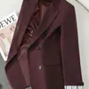 Novo blazer feminino de 2026 com mangas compridas e punhos dobrados, casual, de alta qualidade, elegante, estilo coreano, corte solto