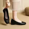 Mocasines de Suela Blanda con Punta Cuadrada Estilo Francés para Mujer 2026 Otoño Nuevo Estilo Boca Baja Zapatos de Piel Piel Suave Zapatos de Mujer Sin Cordones Cómodos Zapatos para Mamá
