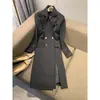 Trench coat longo com fenda e gola de terno para mulheres, comprimento médio, elegante, para primavera e outono. Casaco feminino de outono estilo britânico