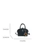Bolso de Mano Cuadrado Pequeño Versátil de Moda para Mujer 2025 Nuevo Modelo de Invierno Bolso de Hombro Cruzado Mate de Alta Calidad de Nicho