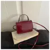 Bolso de hombro de moda para mujer, bolso cruzado fresco y simple, bolso cuadrado pequeño, nuevo modelo de verano 2026, color liso, bolso de mano único para mujer