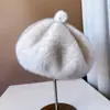 Boina súper suave y delicada tipo visón para mujer, sombrero de pintor cálido para otoño e invierno, lindo sombrero de pezón Choo Choo, sombrero de azafata, moda
