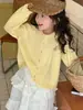 Ropa de punto para niña Little Red Fish Estilo Primavera y Otoño 2026 Nuevo Cárdigan Exterior Delgado Ropa de Otoño Estudiante de Secundaria Top de Manga Larga