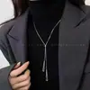 Collar de suéter con cuentas redondas de diseño minimalista para mujer, Nuevo accesorio de cadena para suéter con collar geométrico de alta gama para otoño e invierno