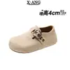 Zapatos de mujer tipo Birkenstock, completamente cerrados, con cubierta de piel, que aumentan la altura, colección otoño/invierno 2026, mocasines casuales sin cordones