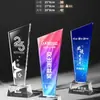 Medallas y trofeos de cristal deslumbrantes de alta gama para empleados sobresalientes, mostrando creatividad y elegancia