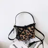 Bolsa Infantil 2026 Verano Nuevo Tendencia Europea y Americana para Niñas Bolso de Mano Nicho Accesorios para Bebés Bolso de Hombro Bolso Cruzado