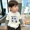 Camiseta de manga larga de dos piezas de imitación para niños, nuevo modelo de principios de otoño 2026, top de algodón puro para primavera y otoño, camiseta interior para niños mayores