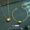 Loja de ouro com o mesmo estilo de pulseira de cintura fina olho de gato dourado areia pingente Passepartout pulseira olho de gato escovado moda versátil presente