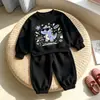 Conjunto de Moda Coreana para Niños de Primavera y Otoño Sudadera de Manga Larga y Pantalones Jogger con Dibujos Animados de Dinosaurio de Moda Conjunto Elegante de Dos Piezas