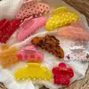 Pinza para el Cabello con Forma de Corazón de Alta Gama Japonesa Coreana para Mujeres Peinado Recogido en la Parte Trasera de la Cabeza Pinza de Tiburón Tamaño Grande Nuevo Estilo Pinza de Garra con Temperamento Accesorios para el Cabello Pasador