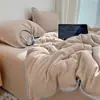 Juego de Cama de Cuatro Piezas de Gasa de Doble Capa 100% Algodón Clase A Algodón Puro Borde Festoneado Juego de Tres Piezas para Dormitorio de Estudiante Funda de Edredón Sábana 3