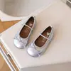 Sapatos Infantis Doce Laço Sapatos Infantis 2025 Primavera e Outono Novo Estilo Coreano Sapatos de Couro Pequenos para Meninas Sapatos de Princesa de Sola Macia Sapatos Únicos