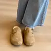 Super bonitas, com sola grossa, salto escondido, estilo Birkenstock, bico fechado, meias-pantufas para mulheres, novo estilo para usar ao ar livre no outono e inverno, pantufas de algodão