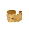 Anillo Popular de Acero Inoxidable Chapado en Oro de 18 Quilates Apilado con Sentido de Textura Cara Ancha Anillo Irregular Joyería Moda