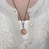 Nuevo Estilo Chino Estilo Antiguo Versátil y Exquisito Estilo Étnico Colgante de Loto Dorado con una Vibración Suave y Elegante, un Regalo para un Amigo Cercano