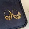 Pendientes colgantes ovalados huecos de metal estilo europeo y americano, pendientes colgantes estilo corte francés, pendientes retro de moda y versátiles para mujer