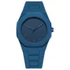Relojes de Plástico Poligonal Populares para Hombres del Sudeste Asiático y Medio Oriente, Relojes de Cuarzo Simples de Gama Alta para Hombres y Mujeres