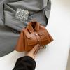 Bolsa Pequeña Forma Camisa 2024 Nuevo Verano Ropa Dopamina Color Caramelo Diseño Nicho Sentido de Diseño Bolsa Ropa Tendencia