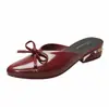 Meias de Casa Baotou com Laço de Cristal Novas Sandálias Mule de Salto Médio-Alto Moda Verão Estilo Francês Sandálias Preguiçosas para Mulheres