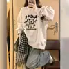 Sudadera de cuello redondo para mujer extremadamente elegante, fina, moda popular nueva de principios de otoño 2026, chic, con forro polar de invierno, top sin capucha