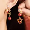 Pendientes del Año del Caballo, Estilo Danza del León de Año Nuevo, Adecuados para Celebraciones de Año Nuevo, Modelo Nuevo 2026 Pendientes Rojos, Accesorios Festivos