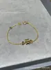 Bao Ge Jia Cadena para Clavícula Mini Collar de Diamantes con Borde Cero Resortes Artesanía de Precisión CNC Nuevo Festival Qixi Chapado Grueso en Oro de 18 Quilates e Incrustado con Diamantes
