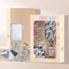 Conjunto de Presente Pente de Massagem com Almofada de Ar Personalizado, Pente de Presente para Mão, Pente com Topo de Caveira Fofo, Pente Oco Pente com Almofada de Ar