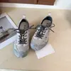 Sensação de pisar em cocô~ Novidades de verão salto escondido sapatos de treino alemães femininos versáteis casuais esportivos sapatos Forrest Gump fazem os pés parecerem menores respirável