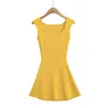 8085-26 Vestido Camiseta de Verano Liso con Cintura Ajustada, Vestido Corto, Corte Ajustado Estilo Coreano, Cuello Redondo, Cintura Hueca