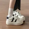 Sapatos Plataforma de Solado Grosso Estilo Coreano para Pessoas Baixas 2026 Novos Sapatos Casuais Versáteis de Verão para Estudantes Sapatos de Pão Tendência Femininos