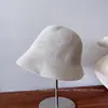 Chapéu de Tricô Liso Colorido Simples Grande na Frente Pequeno Atrás para Mulheres Verão Respirável Proteção Solar Chapéu Bacia Versátil Casual Protetor Solar Chapéu de Pescador Tendência