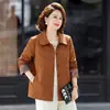 Nuevo y elegante atuendo de otoño para mamá: Chaqueta corta, holgada, con cuello de solapa para mujeres de mediana edad y mayores, moderna y adelgazante, con estilo chino
