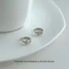 Aretes de Oro con Cruz y Circonita Estilo Moda Dulce Fresco Personalidad Lujo Ligero Diseño de Nicho Versátil Exquisita Mujer