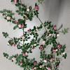 Enredadera de Rosa Simulada Lista para Usar del Fabricante Decoración para Tubería de Aire Acondicionado para Ocultar Flores Falsas Feas Enredaderas de Ratán de Plástico para Ocultar Tiras de Flores