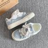 Sapatos Casuais Femininos 2025 Novo Estilo Coreano Sapatos Brancos de Solado Grosso Sapatos de Pão Originais Versáteis Nicho Tênis Populares
