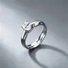 Novo Estilo Transfronteiriço Anel Empilhável em Formato de U com Pedra Principal Oval de 1 Quilate Moissanita Prata Esterlina S925 Ovo de Pombo Moda Anel de Casamento