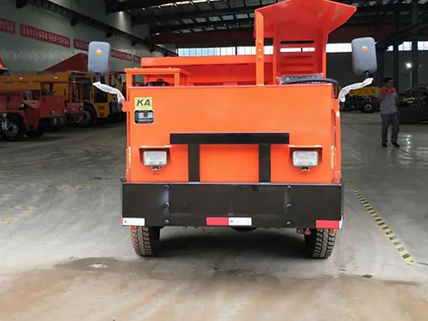 UQ-8矿用运输车1.jpg