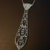 Colar de Corrente para Clavícula com Pingente de Diamante e Borla Triangular Luxo Acessível Nicho Alta Qualidade Moda Estiloso Estilo Cool Joias