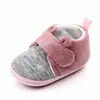Zapatos para Bebé de 0-1 Año Primavera y Otoño Zapatos de Algodón para Recién Nacidos Suela Suave Zapatos para Niños Pequeños Invierno Terciopelo 2251