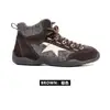 Sapatos Shougu de Couro Genuíno de Inverno com Pelo Plush Femininos 2026 Novo Estilo Botas Curtas de Cano Alto Quentes Botas Martin de Nicho