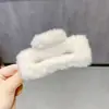 Presilha de Cabelo Quadrada de Pelúcia Outono e Inverno Presilha de Pelúcia de Alta Qualidade Versátil Fofa Presilha de Cabelo Média Grampo para a Parte de Trás da Cabeça
