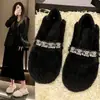 Colección otoño e invierno 2026: Zapatos planos de mujer sin cordones, con un diseño mullido en forma de frijol, con una cálida construcción de algodón forrada de felpa y suela gruesa.
