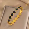 Pulsera de Trébol de Cuatro Hojas con Goteo de Aceite de Moda Europea y Americana para Mujer, Acero de Titanio Dorado, No se Desvanece, Pulsera de Moda, Nueva Joyería Transfronteriza