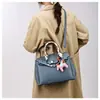 2025 Nova Tendência da Moda Bolsas Femininas Textura Retrô Europeia e Americana Estilo Estrangeiro Bolsa de Mão Casual Bolsa de Ombro Transversal