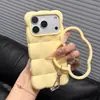 Funda de teléfono de color liso con patrón de olas y nubes, compatible con iPhone 18 y Apple 17 Pro Max, con un anillo en forma de nube y protección contra caídas