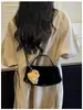 Outono e Inverno Mais Vendido Bolsa Peluda Fofa Feminina 2026 Nova Moda Versátil Bolsa Transversal Bolsa Peluda Pequena Bolsa de Mão Tote