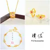 Set de Joyería Étnica Chapado en Oro de Xinjiang con Pulsera de Calabaza Rojo Rosa de Diamantes Completos, Anillo y Collar Lulutong para Mujer, Lujo Ligero